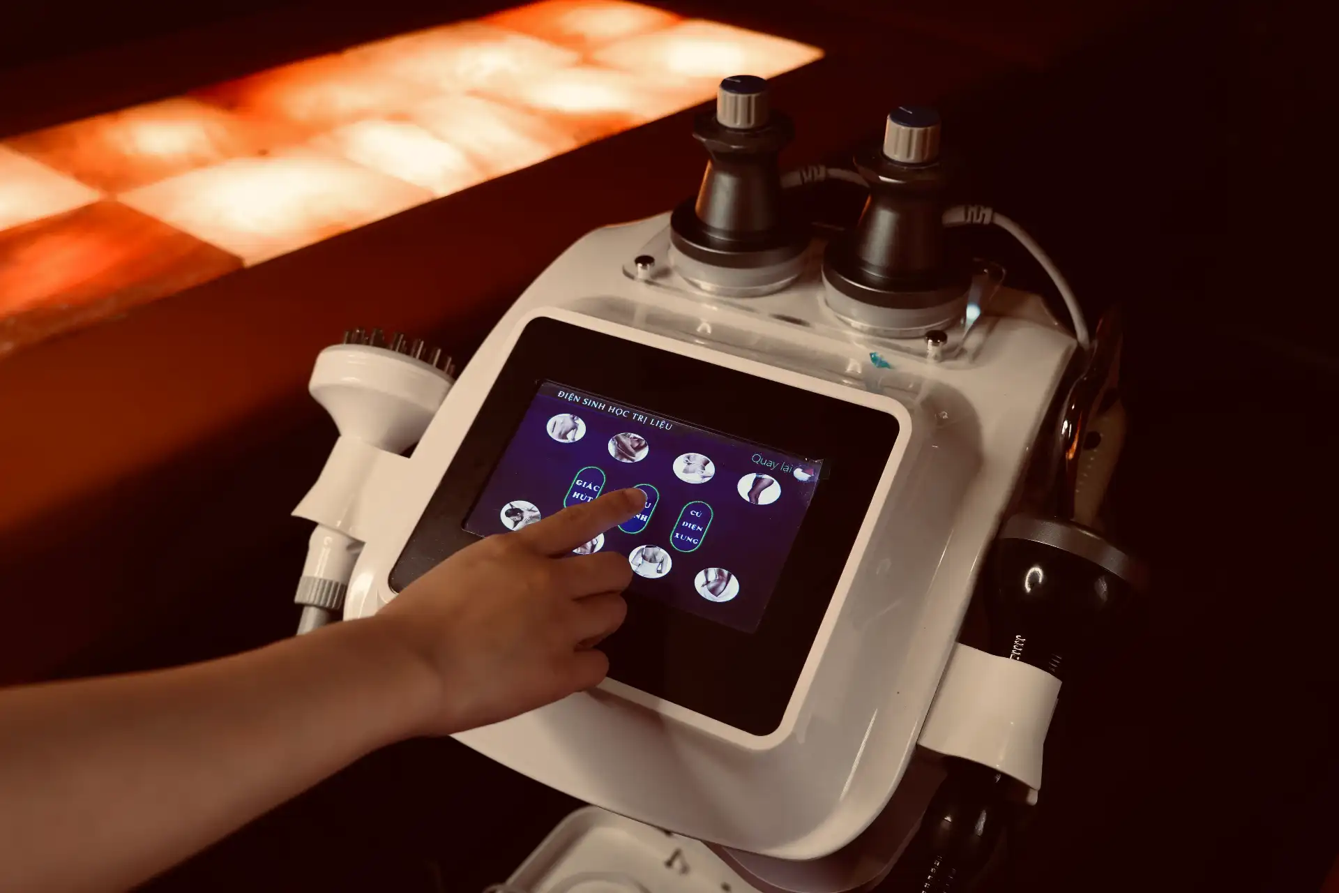 Combo : Body Therapy & Electric Meridian Machine + Himalayan Salt Bed