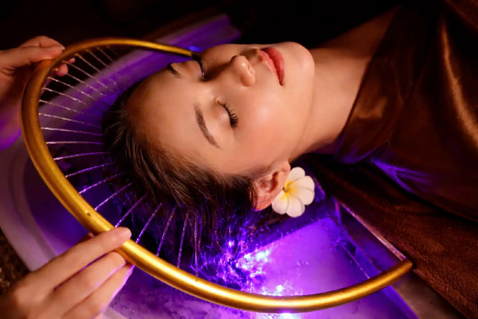 Hair spa + Bali Signature Massage (120p)